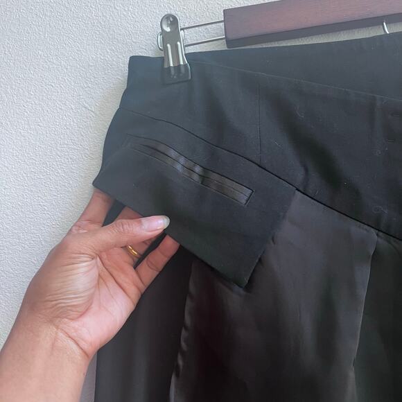 Modern Asymmetric Wrap Around Draped Black Mini Skirt Shesaid Women's Size 4 - Picture 4 of 6